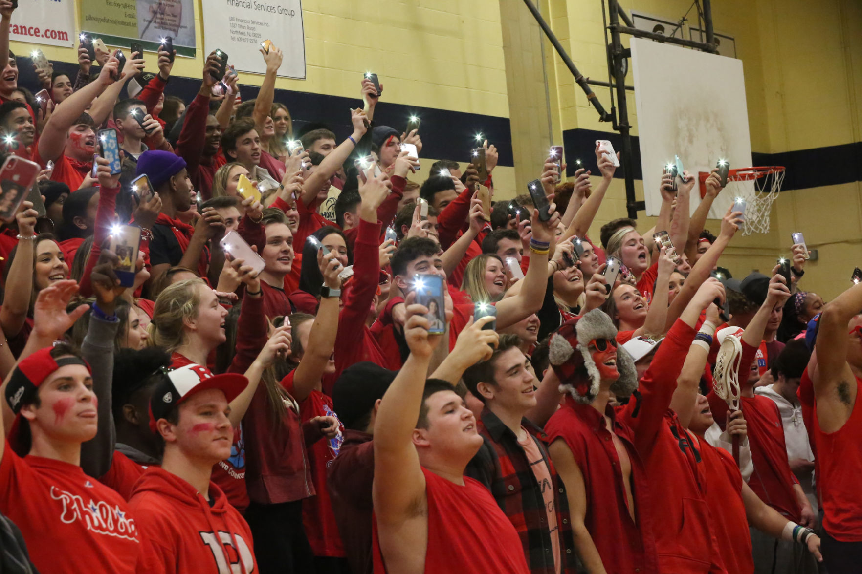 Holy Spirit Mainalnd boys basketball